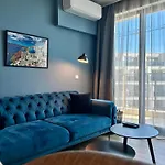 Sunrise L 1bd Sea View L Pool L Free Parking Apartment