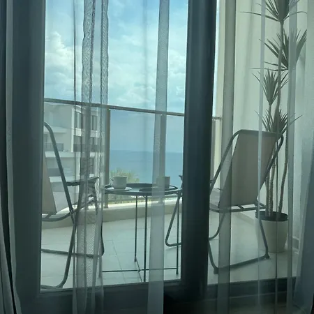 아파트 Sunrise L 1bd Sea View L Pool L Free Parking 바르나