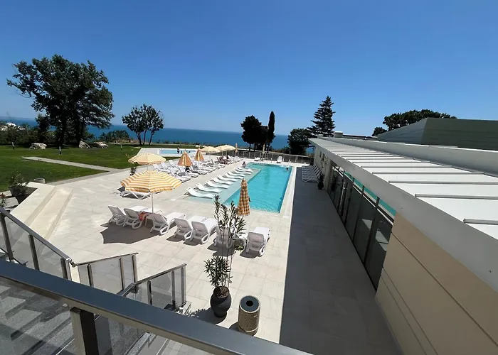 דירה Sunrise L 1bd Sea View L Pool L Free Parking *